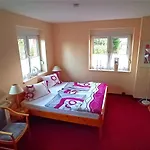 Nocleg ze śniadaniem Marleen's Bar Und