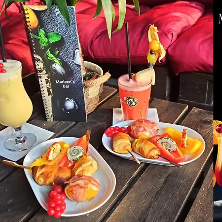 לינה וארוחת בוקר Marleen's Bar Und 3*