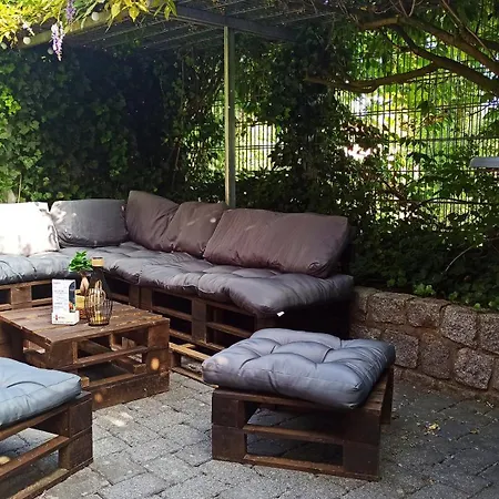 Marleen's Bar Und 3*