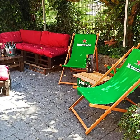 ベッド・アンド・ブレックファスト Marleen's Bar Und *