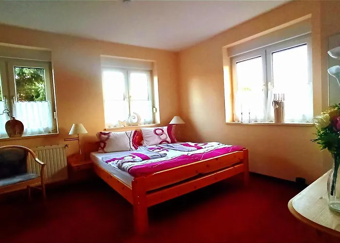 Marleen's Bar Und Bed and breakfast 3*