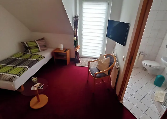 Marleen's Bar Und Bed and breakfast 3*